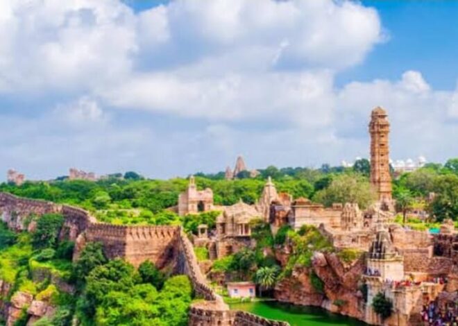 हरियाली अमावस्या पर दुर्ग पर वाहनों की आवाजाही पर प्रतिबंध।वाहनों की पार्किंग की विशेष व्यवस्था की गई हैं।अधिक भीड़ की संभावना से प्रशासन ने लिया निर्णय।