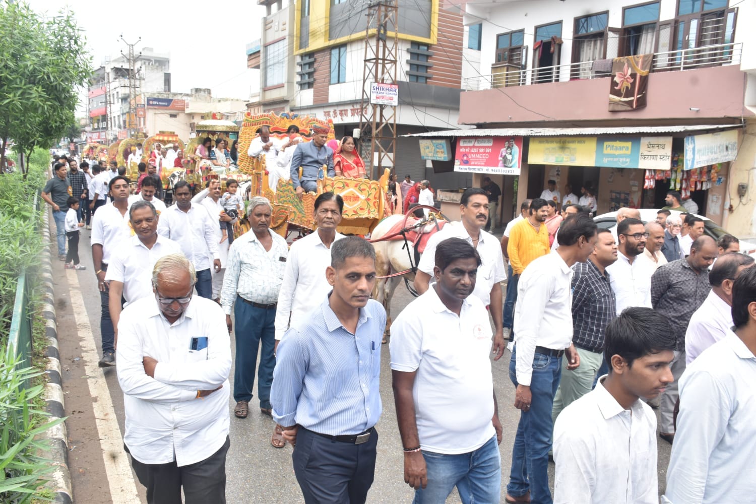 तपस्वियों का वरघोड़ा निकला भव्य जुलूस के साथ रोड़ीदास महाराज की पुण्य स्मृति में गुणानुवाद सभा और पारणोत्सव संपन्न